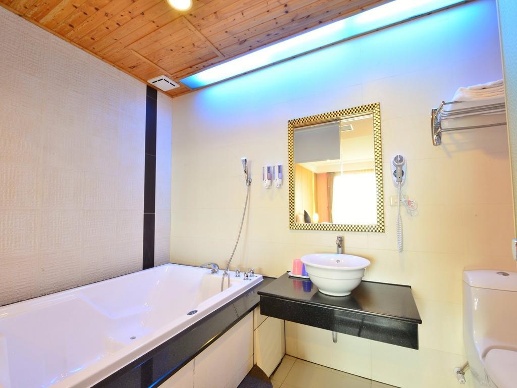 Tranquil Sea Vacation Hotel Kenting-Nationalpark Exterior foto
